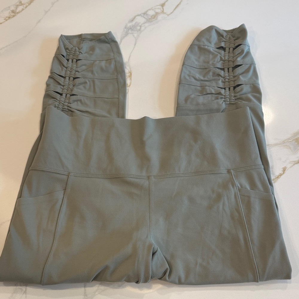 Athleta Cinch Ankle Leggings